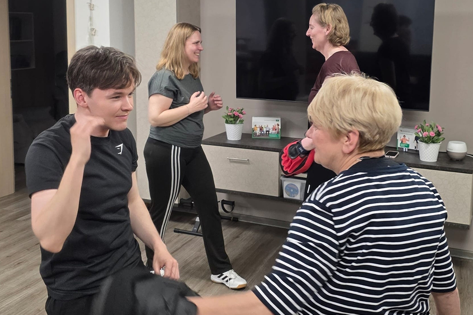 DRK Tagespflege Tagewerk - Teambuilding Selbstverteidigungskurs