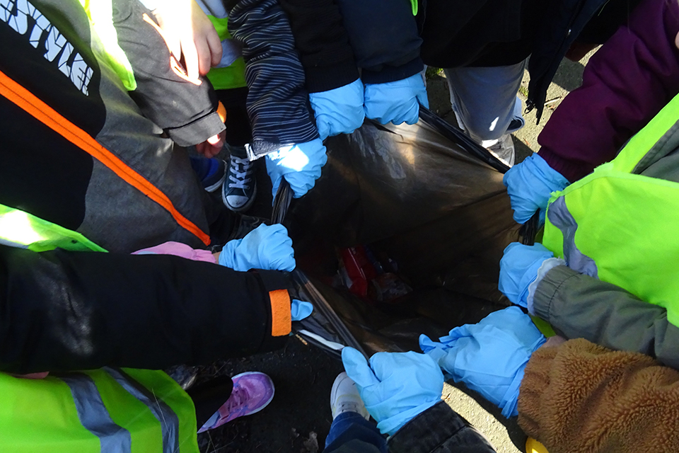 DRK Kita Bullerbü - Müllsammelaktion