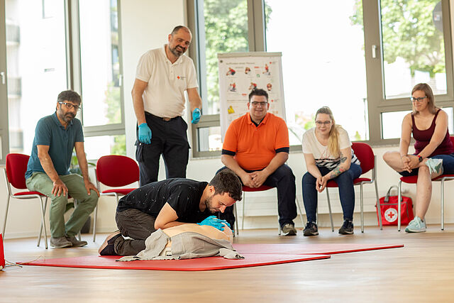 DRK Erste-Hilfe-Kurs, Erste-Hilfe-Fortbildung