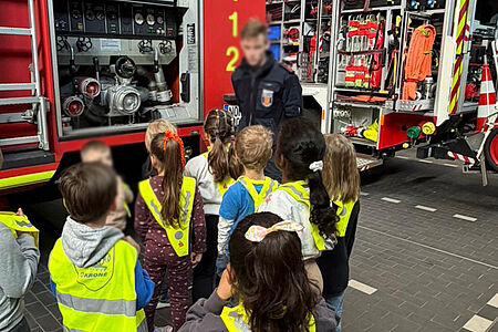 DRK Kita Pusteblume - Feuerwehrbesuch